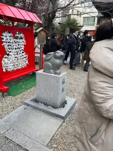 三輪神社の狛犬