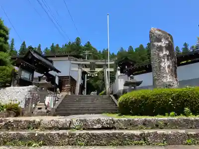東山白山神社の鳥居