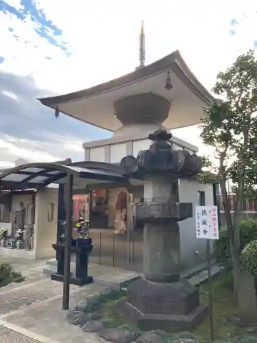 徳蔵寺の塔