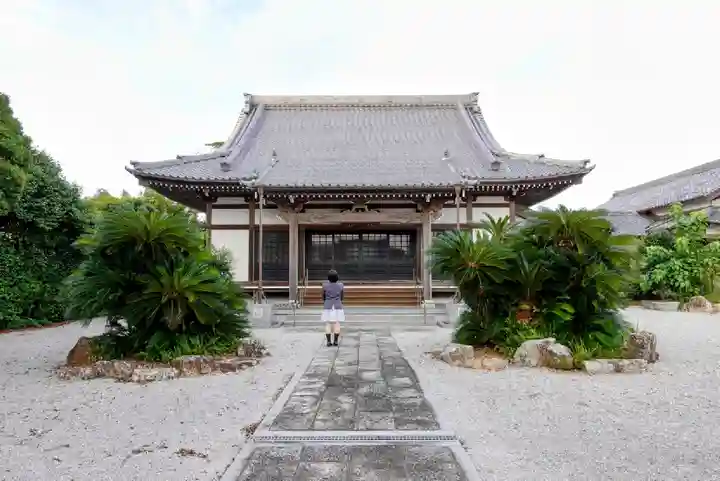 亀鶴院の本殿・本堂