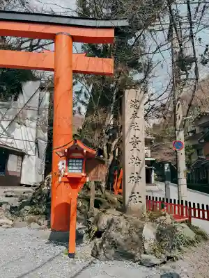 貴船神社の{uncategorized: "未分類", other: "その他", undefined: "問題あり", building: "その他建物", grave: "お墓", sacred_gate: "鳥居", guardian: "狛犬", statue: "像", buddha: "仏像", history: "歴史", nature: "自然", garden: "庭園", animal: "動物", pagoda: "塔", temizu: "手水舎", mountain_gate: "山門・神門", sanctuary: "本殿・本堂", subordinate: "末社・摂社", art: "芸術", scenery: "景色", jizo: "地蔵", ema: "絵馬", goshuin: "御朱印", omikuji: "おみくじ", items: "授与品その他", amulet: "お守り", goshuincho: "御朱印帳", eats: "食事", festival: "お祭り", votive_dance: "神楽", shichigosan: "七五三参", wedding: "結婚式", experience: "体験その他", initially: "初詣", around: "周辺", anti_infection: "感染症対策"}