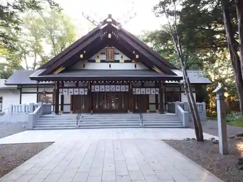 新琴似神社の本殿