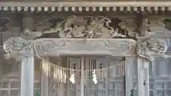 諏訪神社の本殿