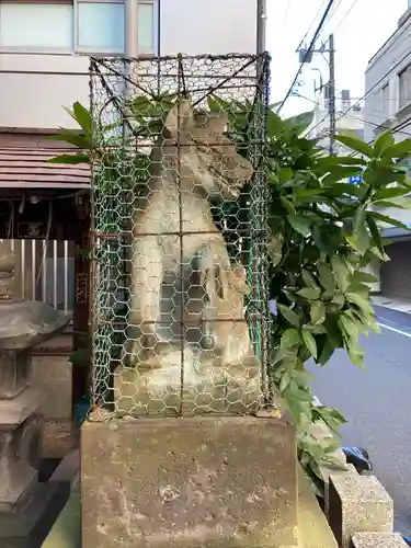 揖取稲荷神社の狛犬