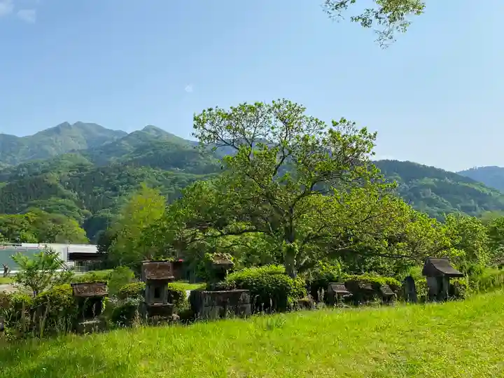 甲波宿祢神社の末社・摂社