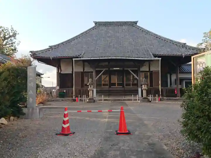順成寺の本殿・本堂