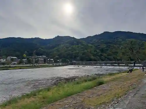 櫟谷宗像神社（松尾大社摂社）の周辺