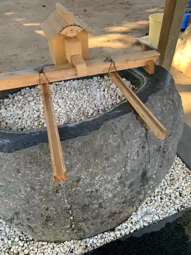 三島八幡神社の手水