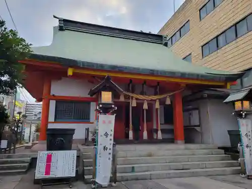 氷川鍬神社の本殿