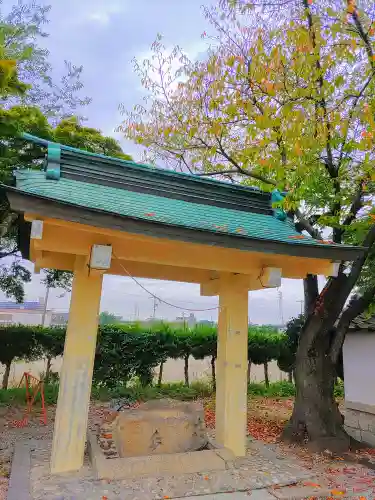 八幡社（西本地）の手水