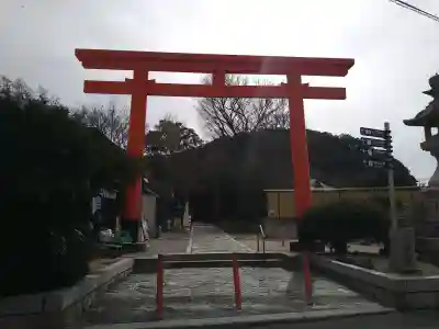 淡嶋神社の{uncategorized: "未分類", other: "その他", undefined: "問題あり", building: "その他建物", grave: "お墓", sacred_gate: "鳥居", guardian: "狛犬", statue: "像", buddha: "仏像", history: "歴史", nature: "自然", garden: "庭園", animal: "動物", pagoda: "塔", temizu: "手水舎", mountain_gate: "山門・神門", sanctuary: "本殿・本堂", subordinate: "末社・摂社", art: "芸術", scenery: "景色", jizo: "地蔵", ema: "絵馬", goshuin: "御朱印", omikuji: "おみくじ", items: "授与品その他", amulet: "お守り", goshuincho: "御朱印帳", eats: "食事", festival: "お祭り", votive_dance: "神楽", shichigosan: "七五三参", wedding: "結婚式", experience: "体験その他", initially: "初詣", around: "周辺", anti_infection: "感染症対策"}