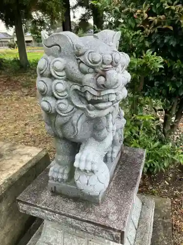 下中野温泉神社の狛犬