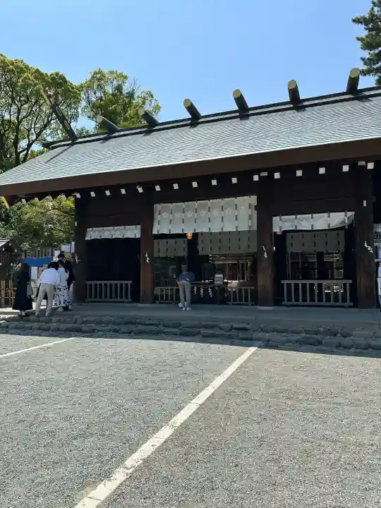 伊勢山皇大神宮の{uncategorized: "未分類", other: "その他", undefined: "問題あり", building: "その他建物", grave: "お墓", sacred_gate: "鳥居", guardian: "狛犬", statue: "像", buddha: "仏像", history: "歴史", nature: "自然", garden: "庭園", animal: "動物", pagoda: "塔", temizu: "手水舎", mountain_gate: "山門・神門", sanctuary: "本殿・本堂", subordinate: "末社・摂社", art: "芸術", scenery: "景色", jizo: "地蔵", ema: "絵馬", goshuin: "御朱印", omikuji: "おみくじ", items: "授与品その他", amulet: "お守り", goshuincho: "御朱印帳", eats: "食事", festival: "お祭り", votive_dance: "神楽", shichigosan: "七五三参", wedding: "結婚式", experience: "体験その他", initially: "初詣", around: "周辺", anti_infection: "感染症対策"}