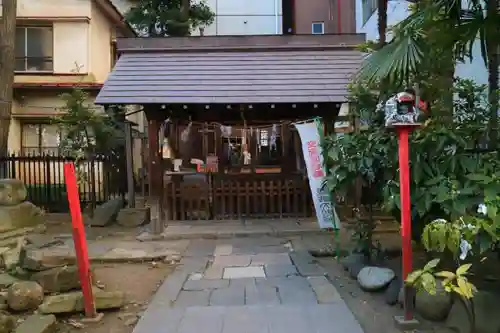 新橋鹽竃神社の本殿