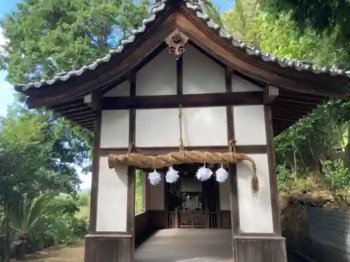 忽那社の本殿・本堂