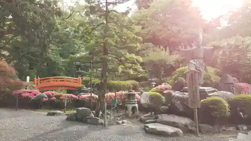 大井神社の庭園