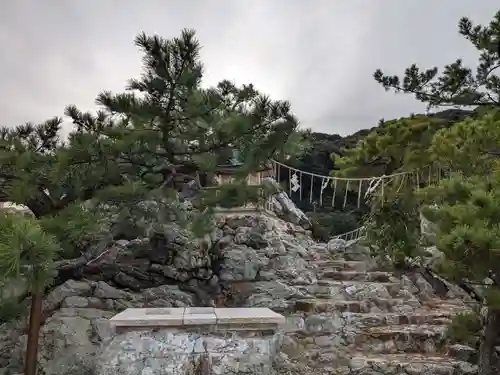 猪鼻湖神社(静岡県)