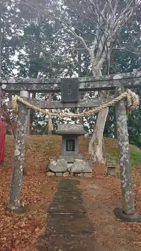 朝日山計仙麻神社の末社