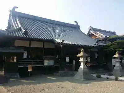 護国寺の本殿・本堂