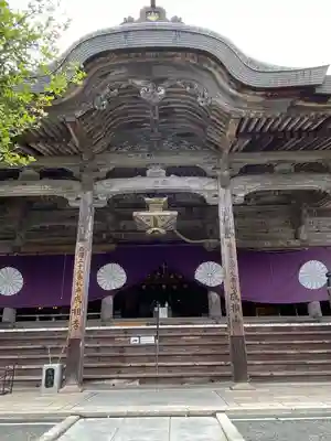 成相寺の本殿・本堂