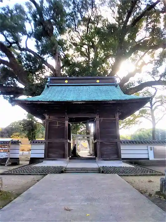 溝口竃門神社の山門・神門