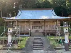 白山長瀧寺の本殿