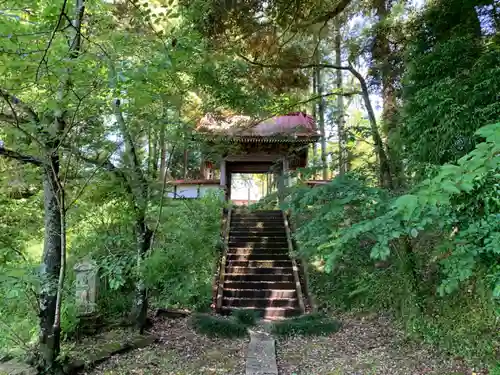 満光院の山門