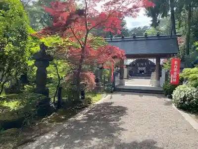 神明社の山門・神門