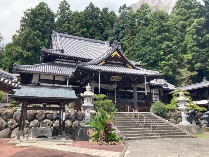 円実寺(山梨県)