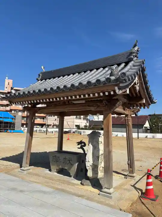 大窪八幡宮の手水舎
