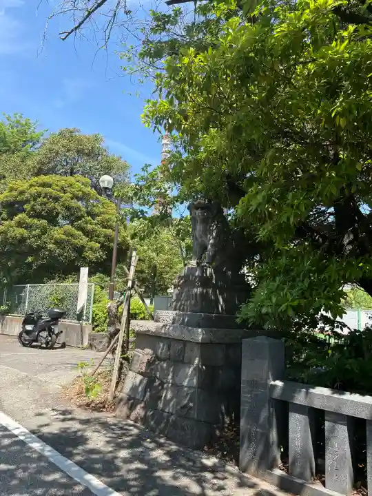 芝東照宮の{uncategorized: "未分類", other: "その他", undefined: "問題あり", building: "その他建物", grave: "お墓", sacred_gate: "鳥居", guardian: "狛犬", statue: "像", buddha: "仏像", history: "歴史", nature: "自然", garden: "庭園", animal: "動物", pagoda: "塔", temizu: "手水舎", mountain_gate: "山門・神門", sanctuary: "本殿・本堂", subordinate: "末社・摂社", art: "芸術", scenery: "景色", jizo: "地蔵", ema: "絵馬", goshuin: "御朱印", omikuji: "おみくじ", items: "授与品その他", amulet: "お守り", goshuincho: "御朱印帳", eats: "食事", festival: "お祭り", votive_dance: "神楽", shichigosan: "七五三参", wedding: "結婚式", experience: "体験その他", initially: "初詣", around: "周辺", anti_infection: "感染症対策"}