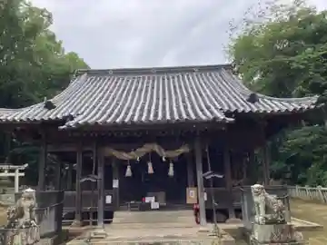 伊豫岡八幡神社の本殿・本堂