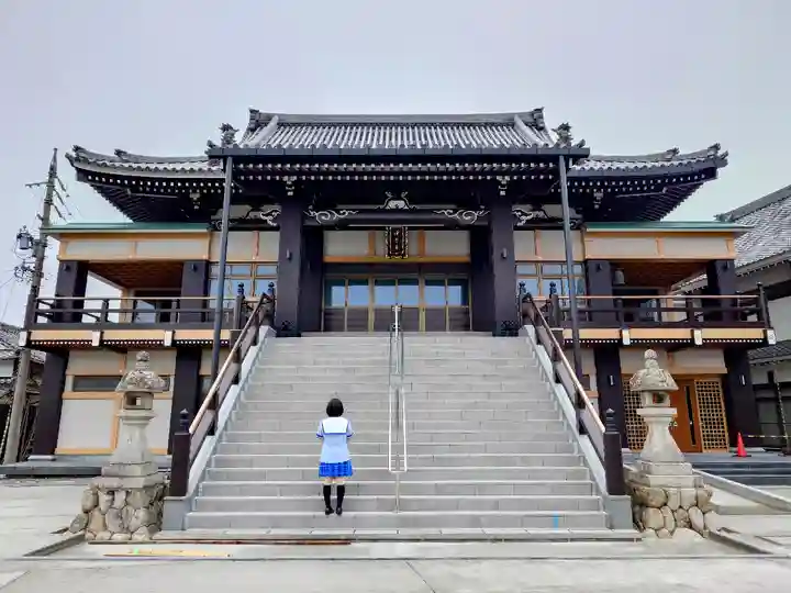 浄念寺の本殿・本堂