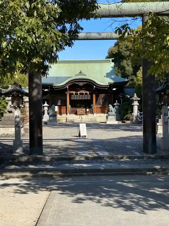 溝旗神社(肇國神社)の鳥居