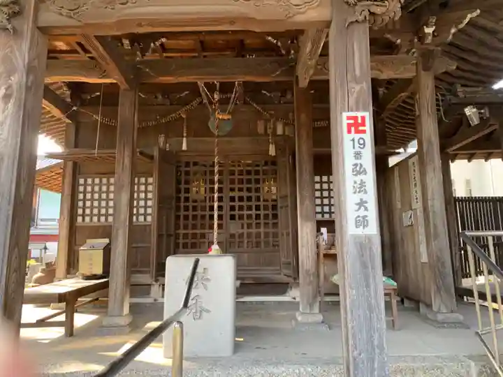 光照院の末社・摂社