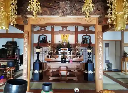 安楽寺の本殿・本堂