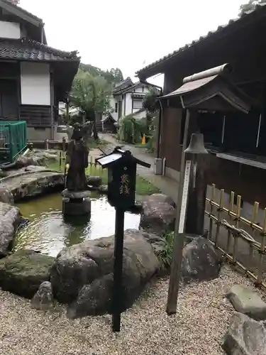 羅漢寺の末社