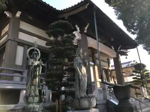 大乗院の本殿・本堂