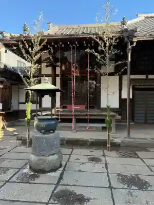 観明寺の{uncategorized: "未分類", other: "その他", undefined: "問題あり", building: "その他建物", grave: "お墓", sacred_gate: "鳥居", guardian: "狛犬", statue: "像", buddha: "仏像", history: "歴史", nature: "自然", garden: "庭園", animal: "動物", pagoda: "塔", temizu: "手水舎", mountain_gate: "山門・神門", sanctuary: "本殿・本堂", subordinate: "末社・摂社", art: "芸術", scenery: "景色", jizo: "地蔵", ema: "絵馬", goshuin: "御朱印", omikuji: "おみくじ", items: "授与品その他", amulet: "お守り", goshuincho: "御朱印帳", eats: "食事", festival: "お祭り", votive_dance: "神楽", shichigosan: "七五三参", wedding: "結婚式", experience: "体験その他", initially: "初詣", around: "周辺", anti_infection: "感染症対策"}