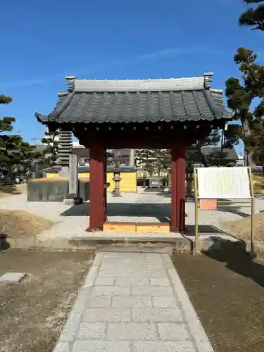 松應寺の山門