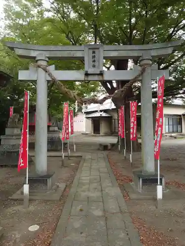 新町諏訪神社の鳥居