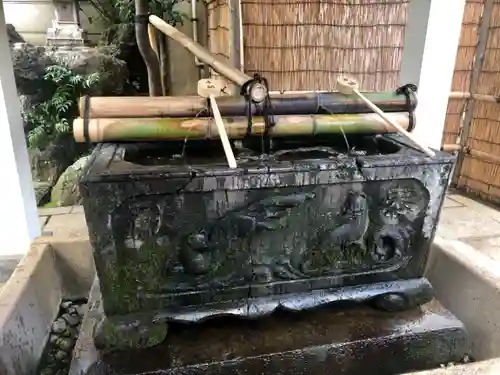 皆中稲荷神社の手水舎