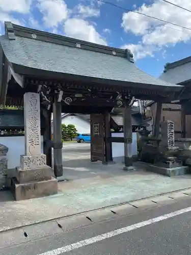 成覚寺の山門・神門