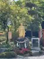 深志神社の像