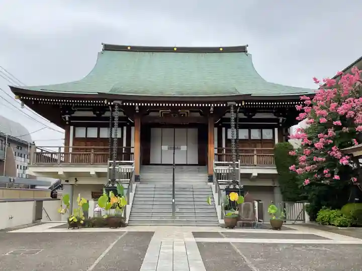 東漸寺の本殿・本堂