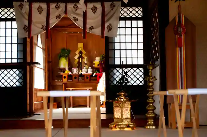 日吉八王子神社の本殿・本堂