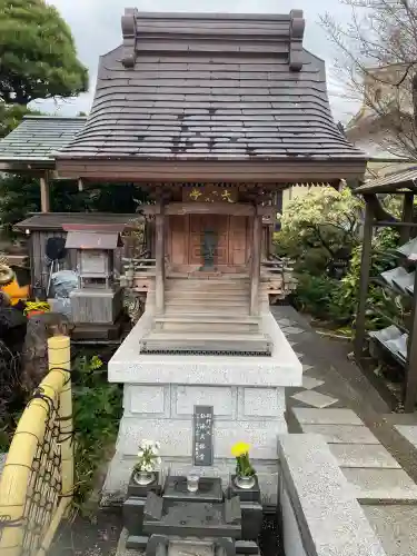 東福寺の{uncategorized: "未分類", other: "その他", undefined: "問題あり", building: "その他建物", grave: "お墓", sacred_gate: "鳥居", guardian: "狛犬", statue: "像", buddha: "仏像", history: "歴史", nature: "自然", garden: "庭園", animal: "動物", pagoda: "塔", temizu: "手水舎", mountain_gate: "山門・神門", sanctuary: "本殿・本堂", subordinate: "末社・摂社", art: "芸術", scenery: "景色", jizo: "地蔵", ema: "絵馬", goshuin: "御朱印", omikuji: "おみくじ", items: "授与品その他", amulet: "お守り", goshuincho: "御朱印帳", eats: "食事", festival: "お祭り", votive_dance: "神楽", shichigosan: "七五三参", wedding: "結婚式", experience: "体験その他", initially: "初詣", around: "周辺", anti_infection: "感染症対策"}