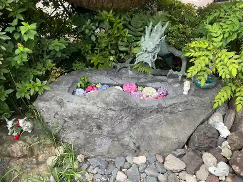 三輪神社の手水舎