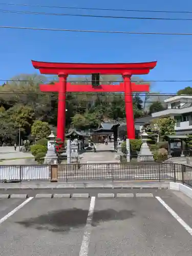秩父神社の{uncategorized: "未分類", other: "その他", undefined: "問題あり", building: "その他建物", grave: "お墓", sacred_gate: "鳥居", guardian: "狛犬", statue: "像", buddha: "仏像", history: "歴史", nature: "自然", garden: "庭園", animal: "動物", pagoda: "塔", temizu: "手水舎", mountain_gate: "山門・神門", sanctuary: "本殿・本堂", subordinate: "末社・摂社", art: "芸術", scenery: "景色", jizo: "地蔵", ema: "絵馬", goshuin: "御朱印", omikuji: "おみくじ", items: "授与品その他", amulet: "お守り", goshuincho: "御朱印帳", eats: "食事", festival: "お祭り", votive_dance: "神楽", shichigosan: "七五三参", wedding: "結婚式", experience: "体験その他", initially: "初詣", around: "周辺", anti_infection: "感染症対策"}