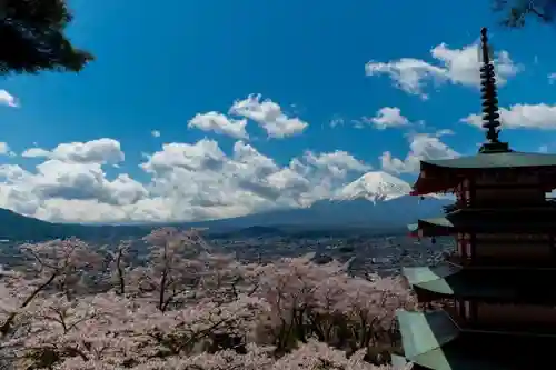 新倉富士浅間神社の景色